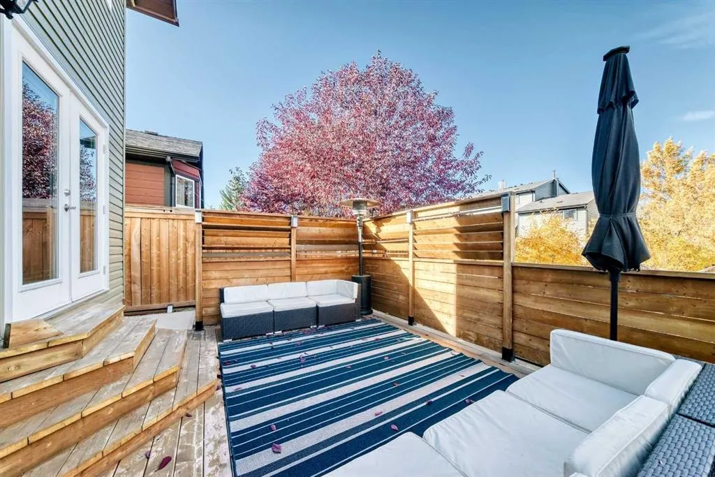 52 Cedargrove Road SW