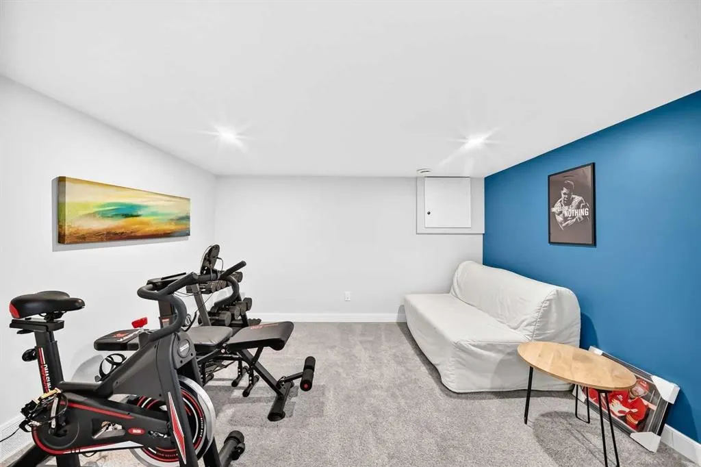 52 Cedargrove Road SW
