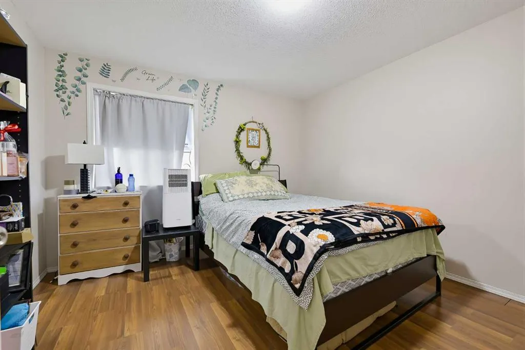 613 19 Street SE #101