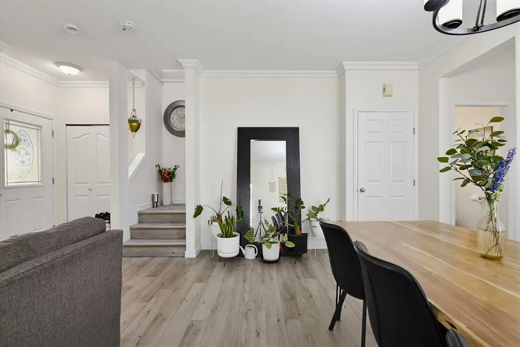 613 19 Street SE #101