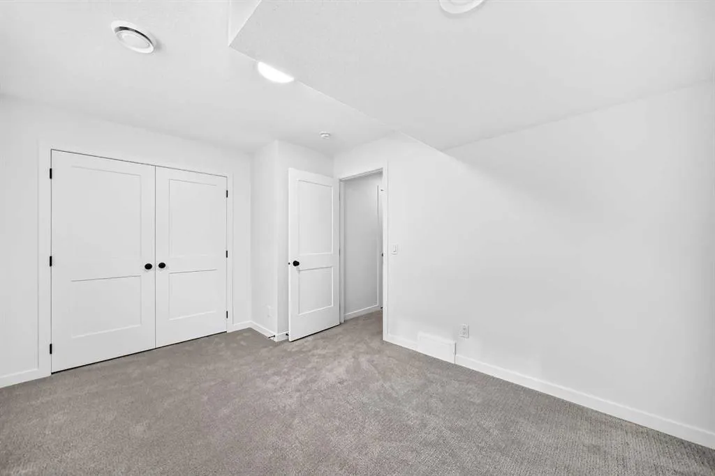 85 Heirloom Way SE