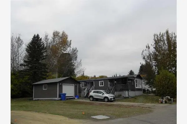 41 Parkland Acres