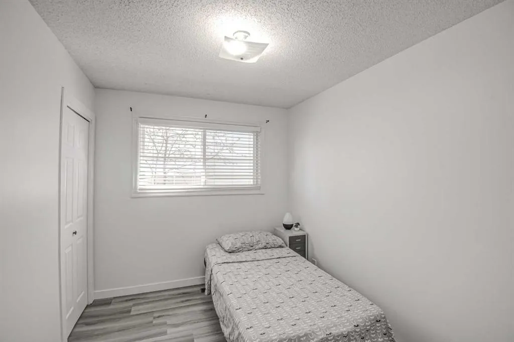 184 Erin Croft Crescent SE