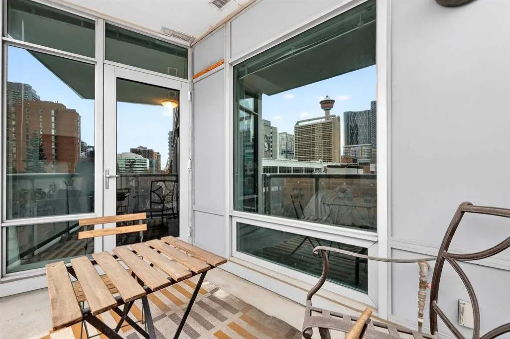 215 13 Avenue SW #302