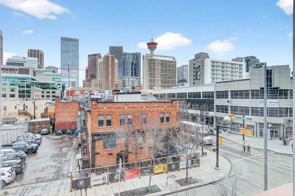215 13 Avenue SW #302