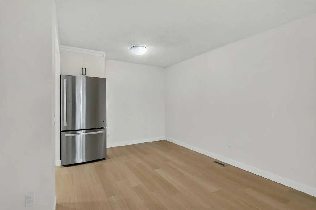 5404 10 Avenue SE #106