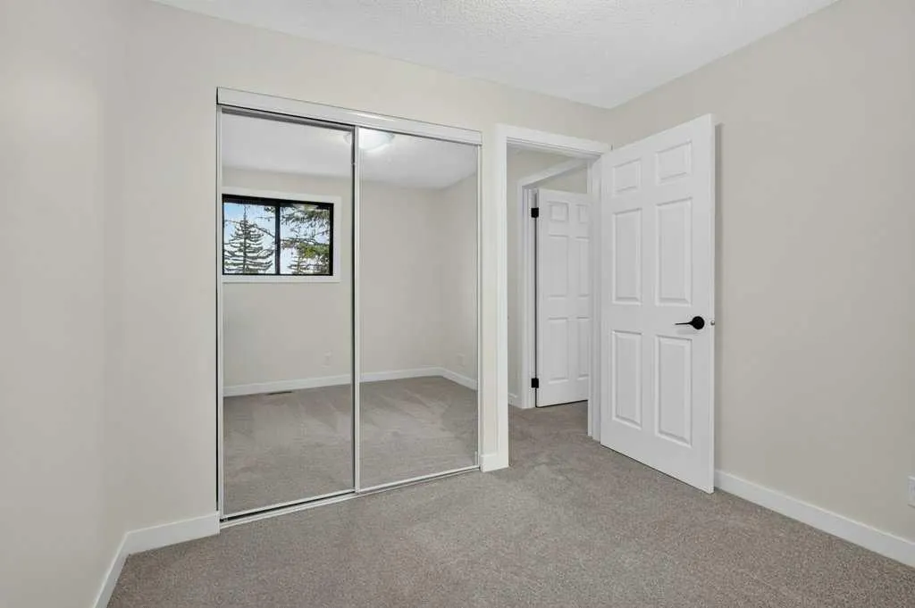 5404 10 Avenue SE #106