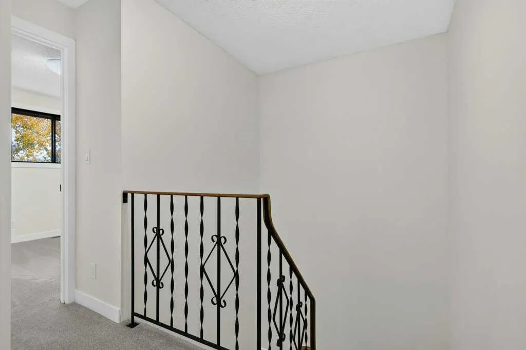 5404 10 Avenue SE #106