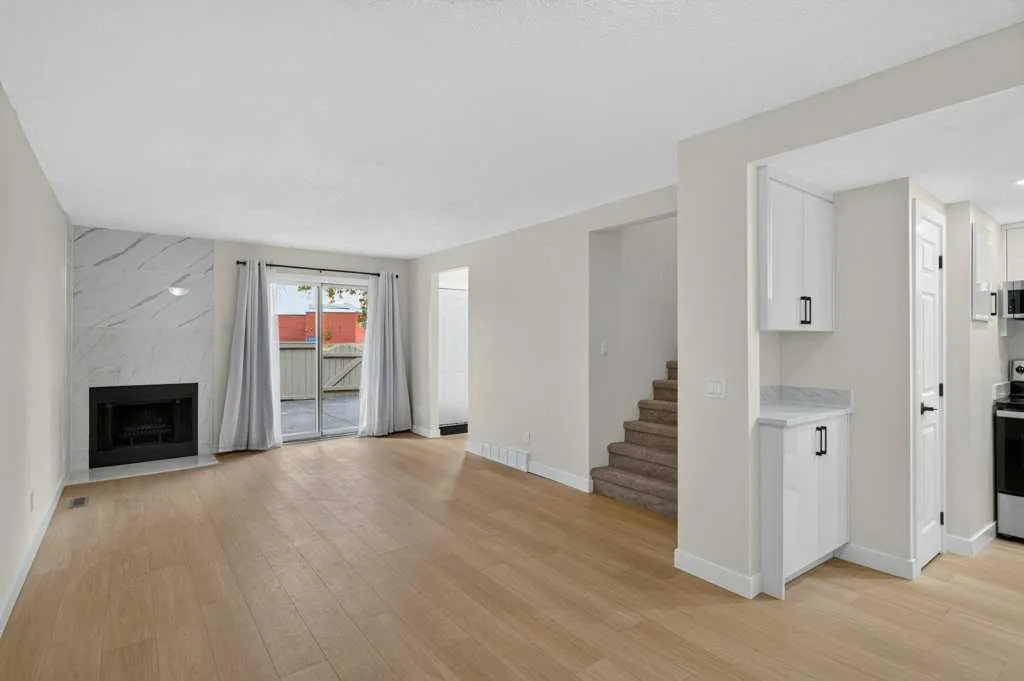 5404 10 Avenue SE #106