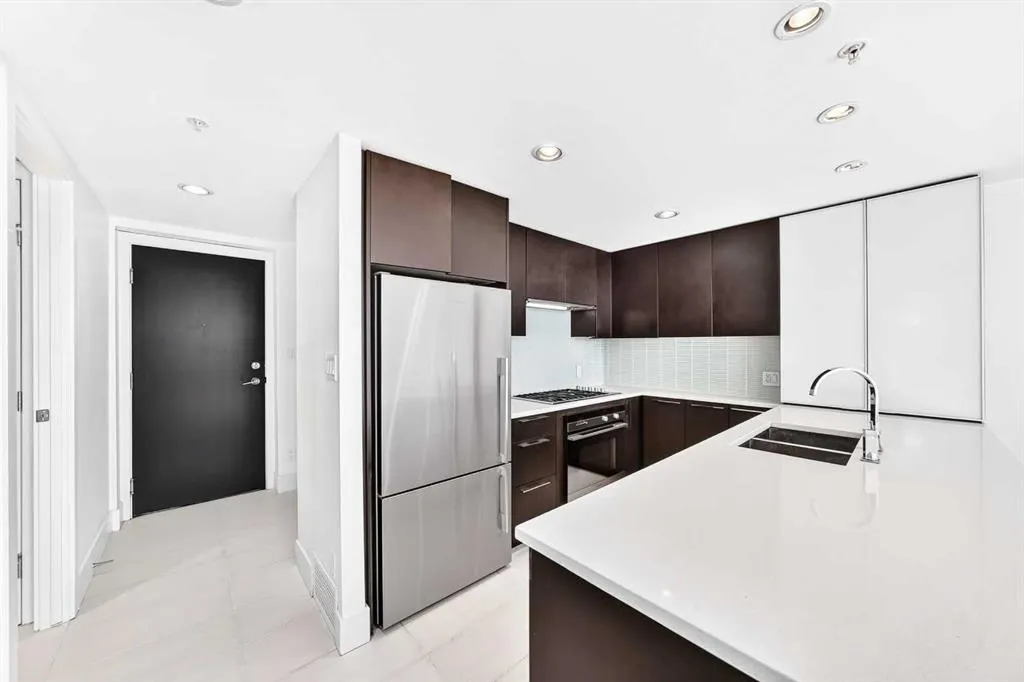 1111 10 Street SW #2907