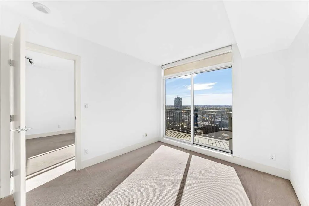 1111 10 Street SW #2907