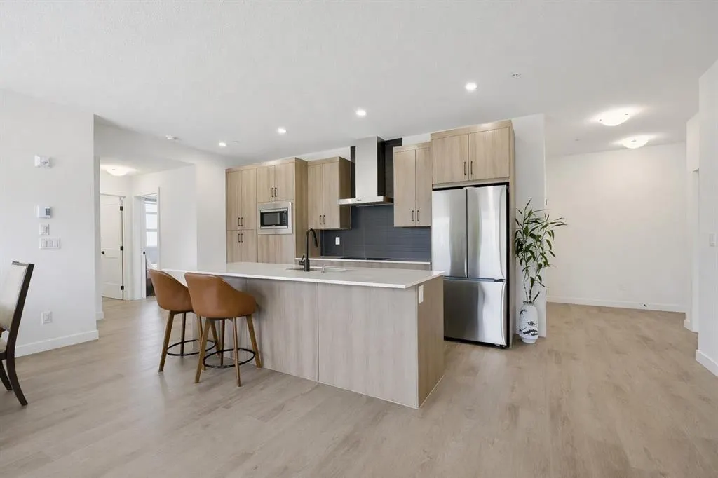 55 Lucas Way NW #1207