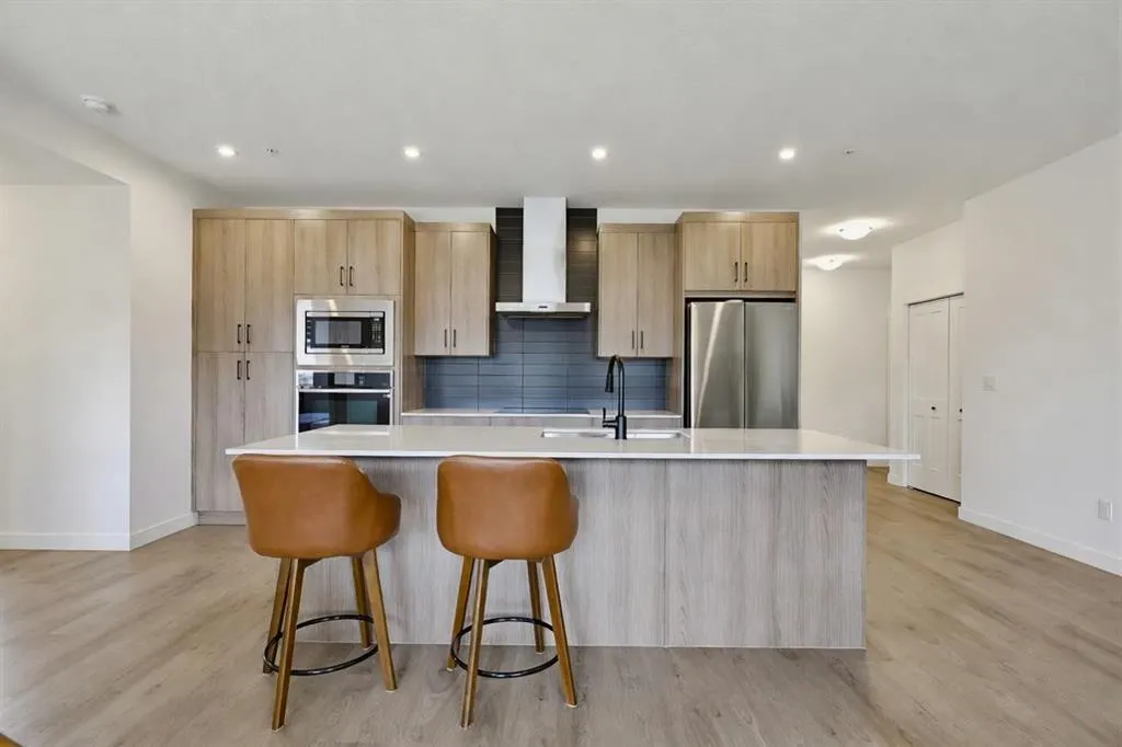 55 Lucas Way NW #1207