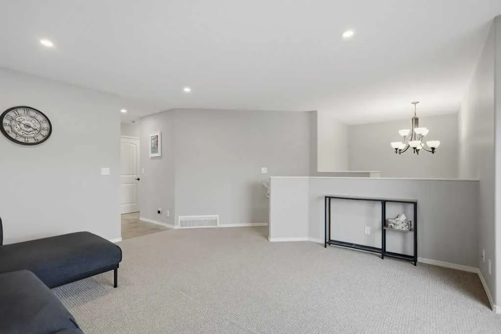 159 Pioneer Way