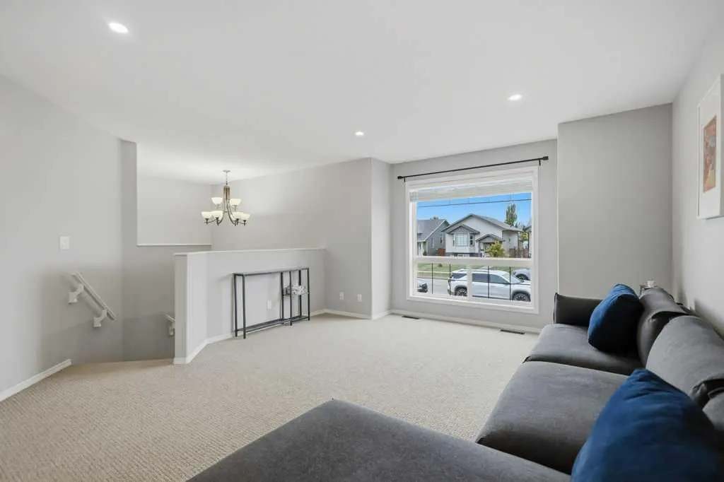 159 Pioneer Way