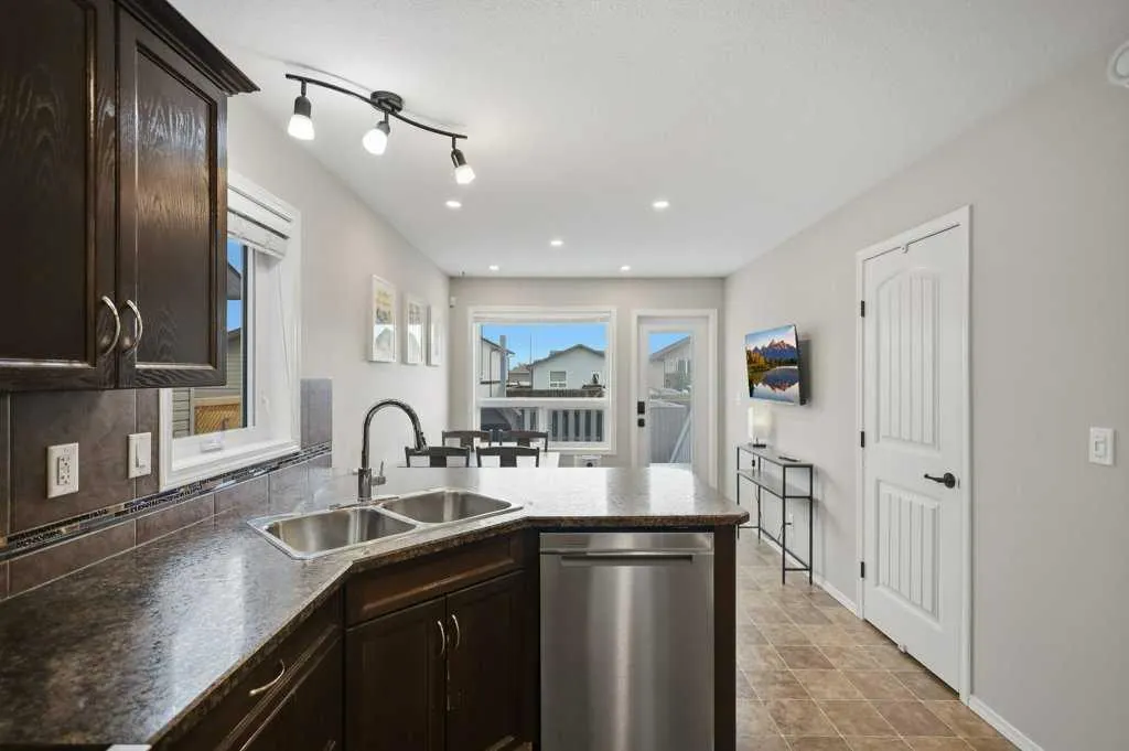 159 Pioneer Way