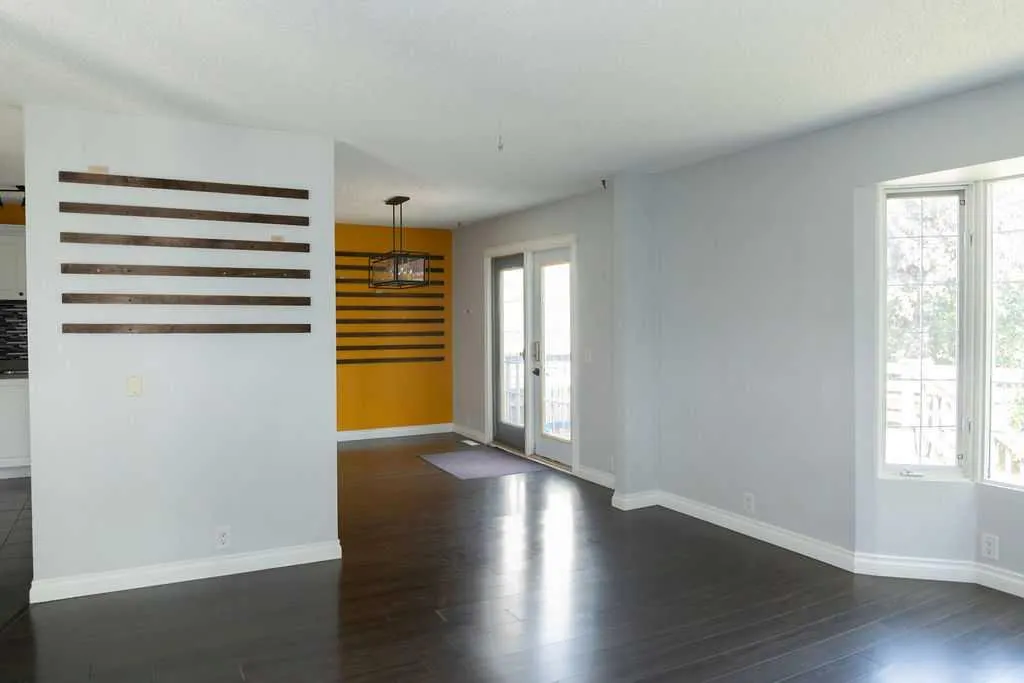 110 Bird Crescent