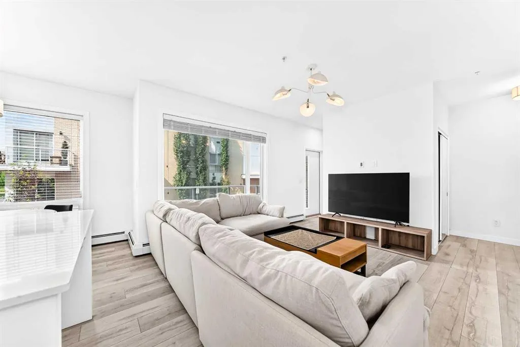 3125 39 Street NW #115
