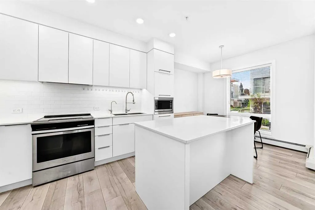 3125 39 Street NW #115