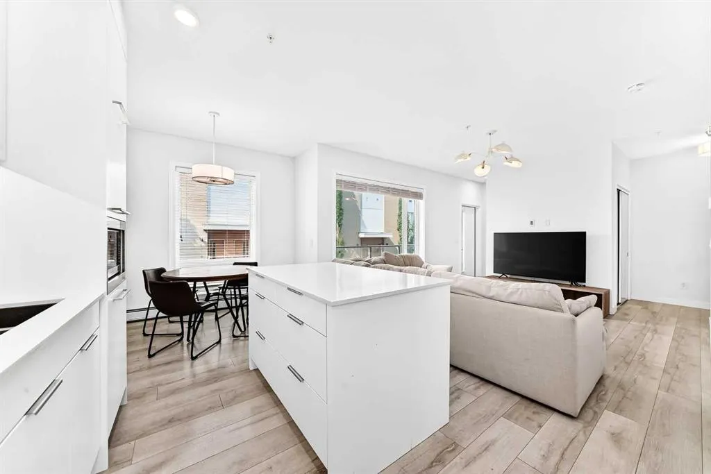 3125 39 Street NW #115