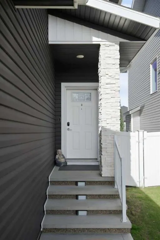 61 Lindman Avenue