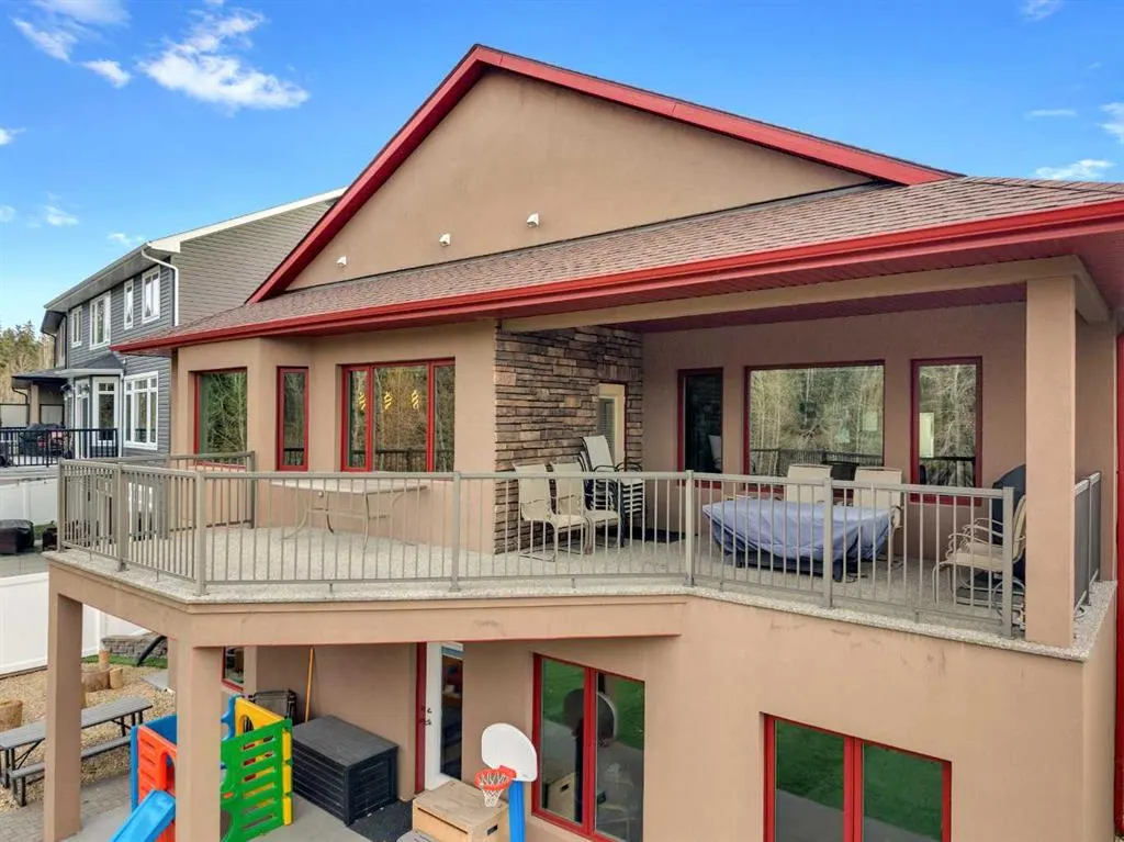 38 Grove Close