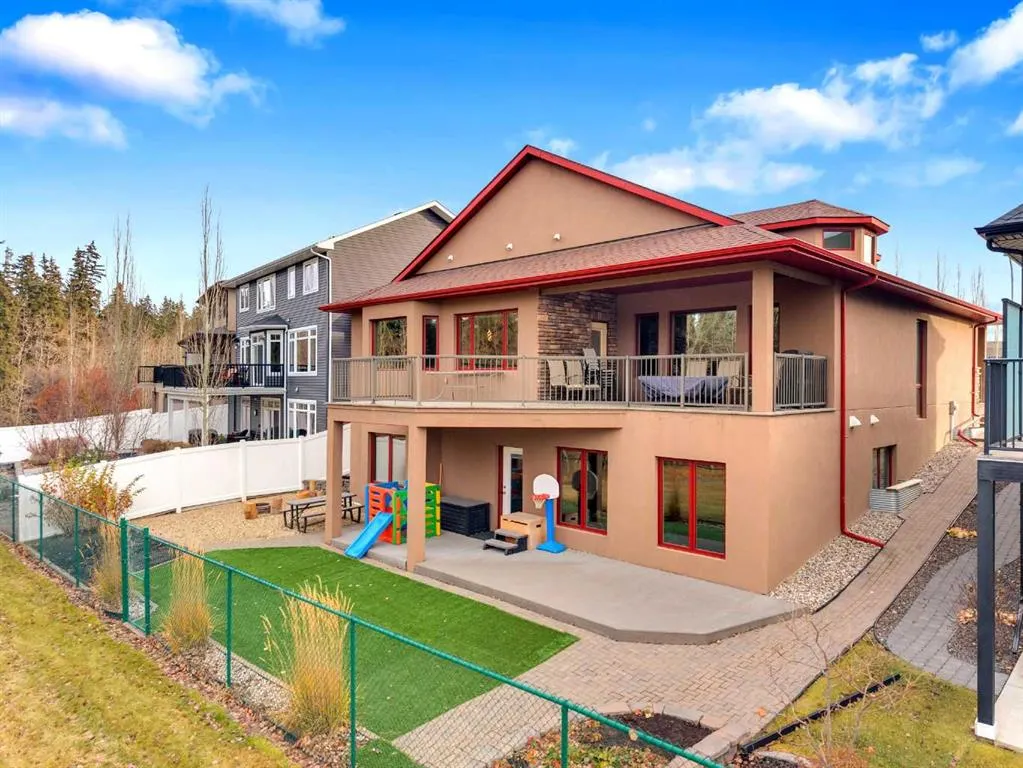38 Grove Close
