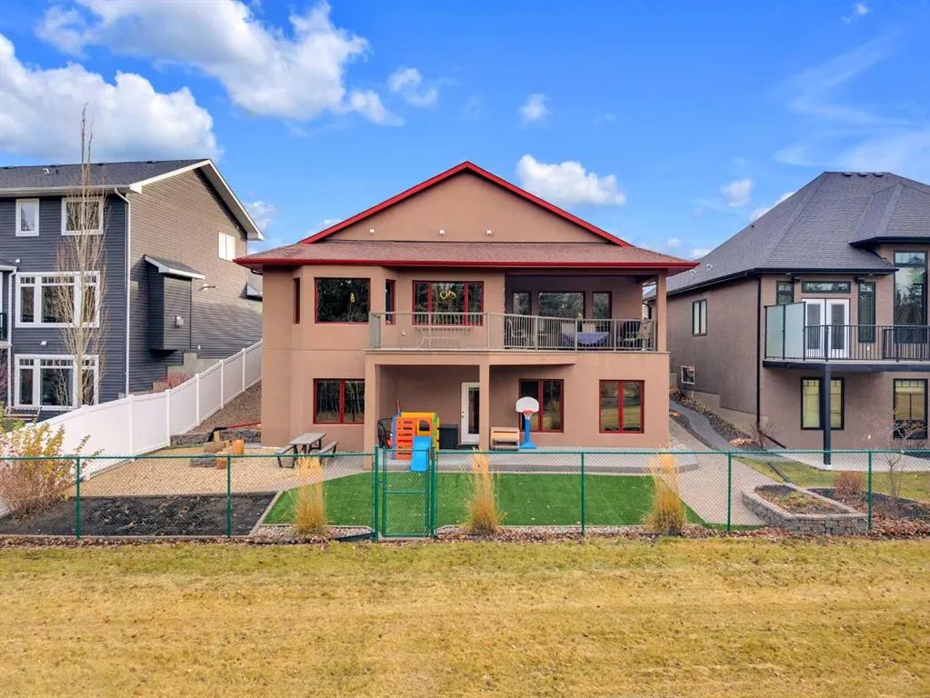 38 Grove Close