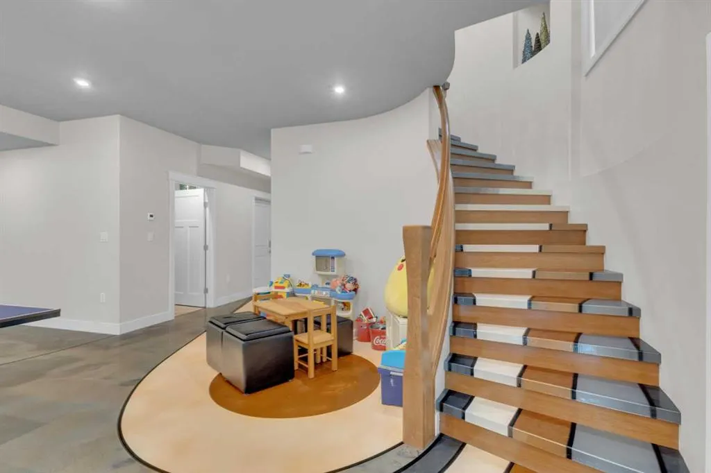 38 Grove Close