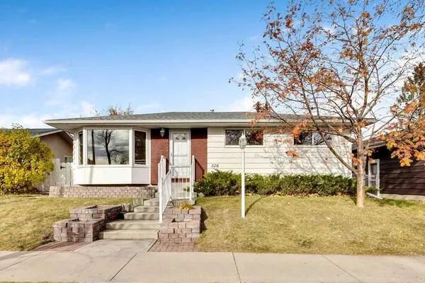 328 Willow Park Drive SE