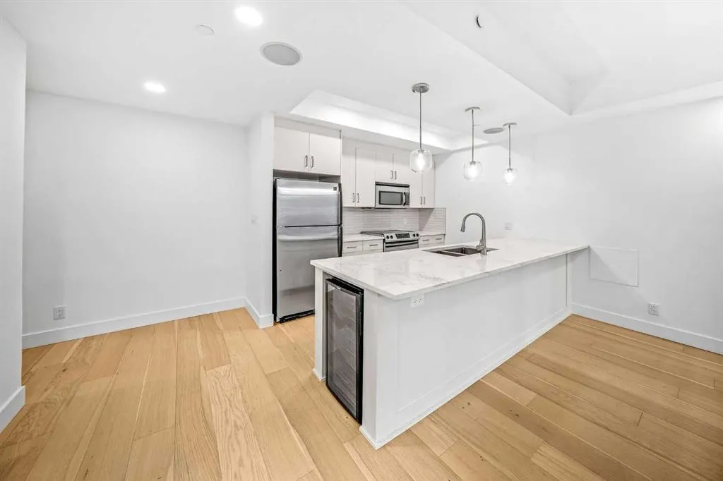 530 12 Avenue SW #203