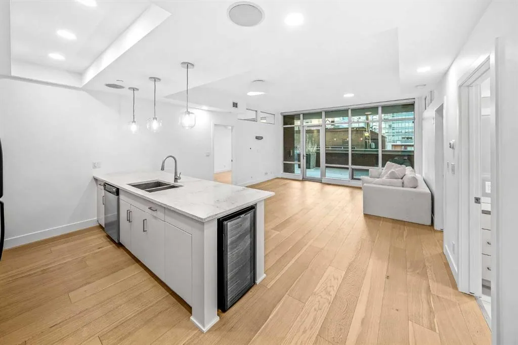 530 12 Avenue SW #203
