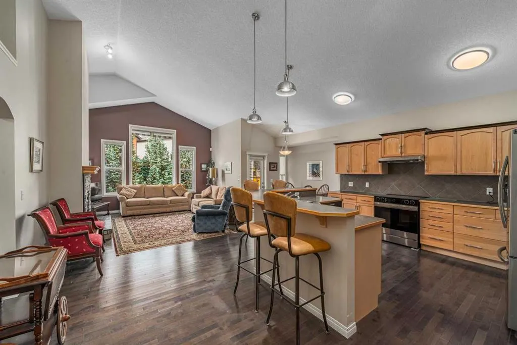226 Tusslewood Terrace NW