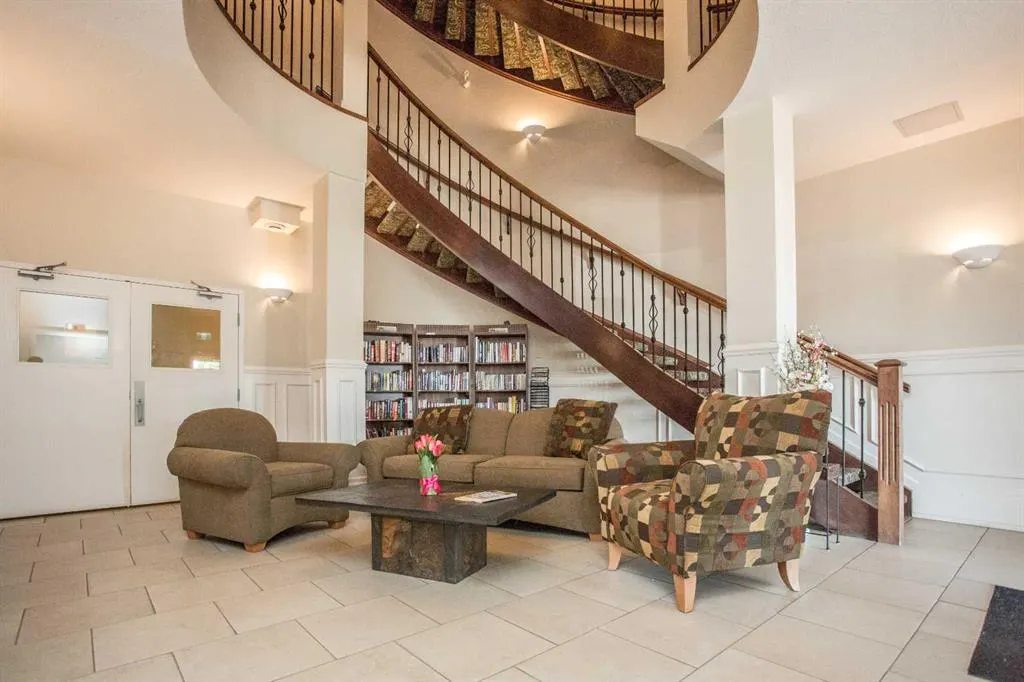 4425 HERITAGE Way #105