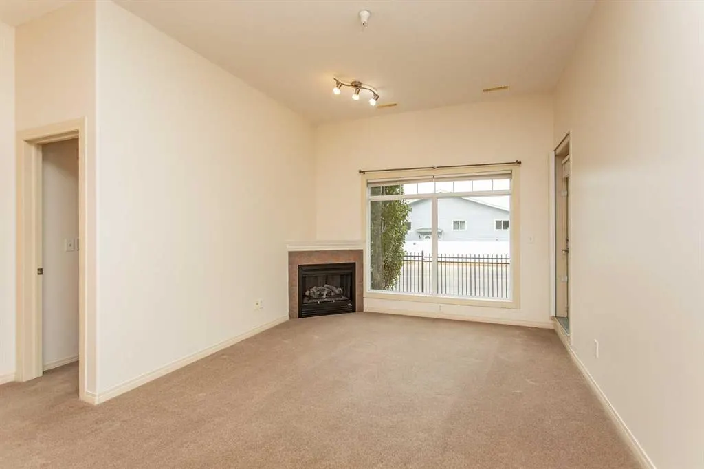 4425 HERITAGE Way #105