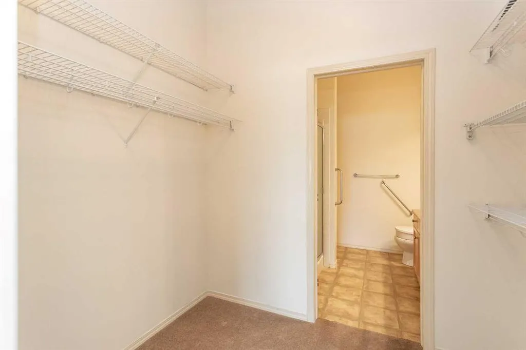 4425 HERITAGE Way #105