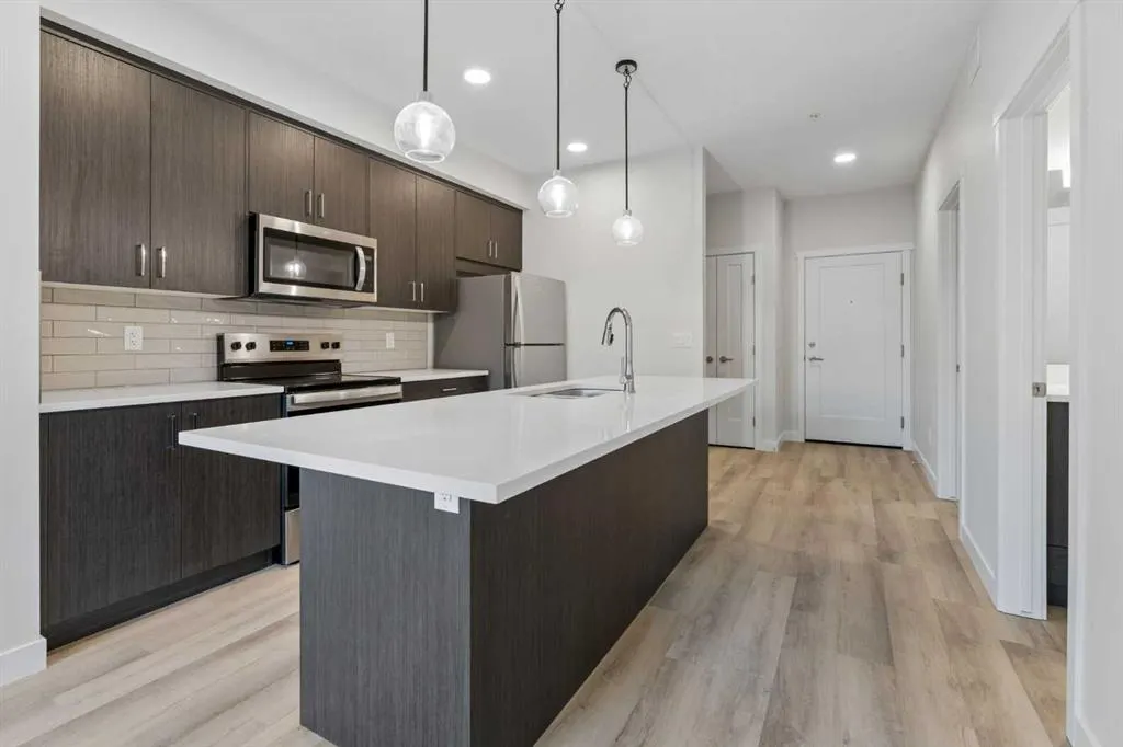 655 Shawnee Square SW #309