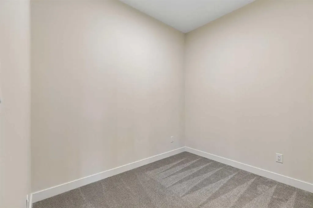 655 Shawnee Square SW #309