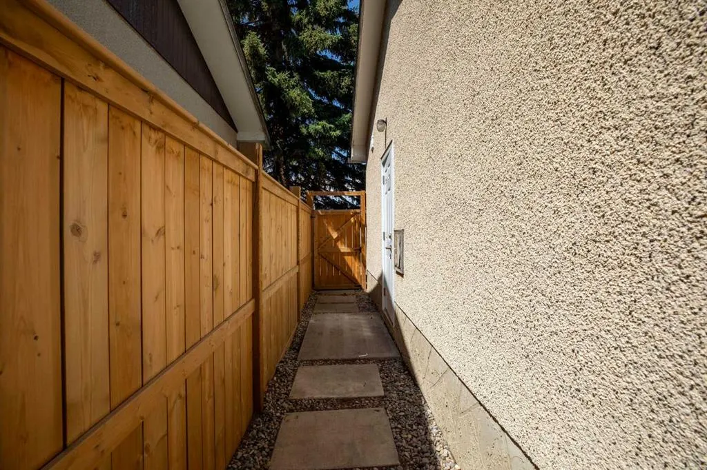 119 Maranda Close NE