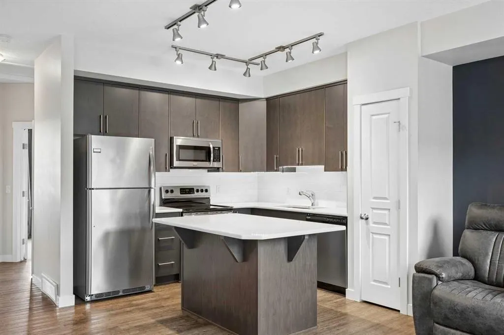 512 Cranford Walk SE