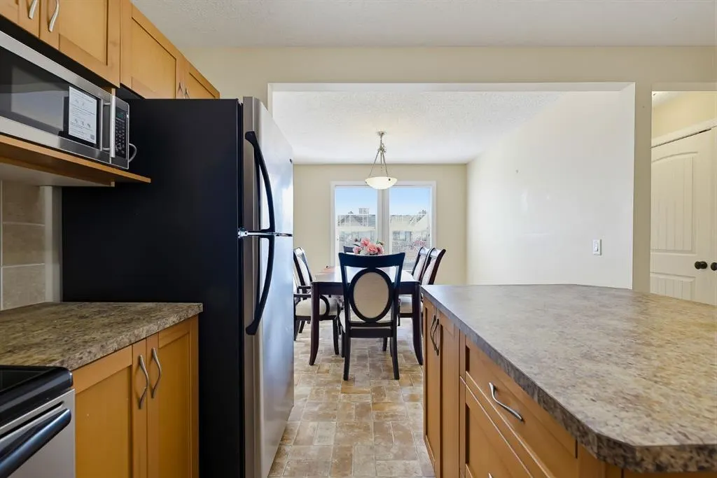16 Eversyde Park SW