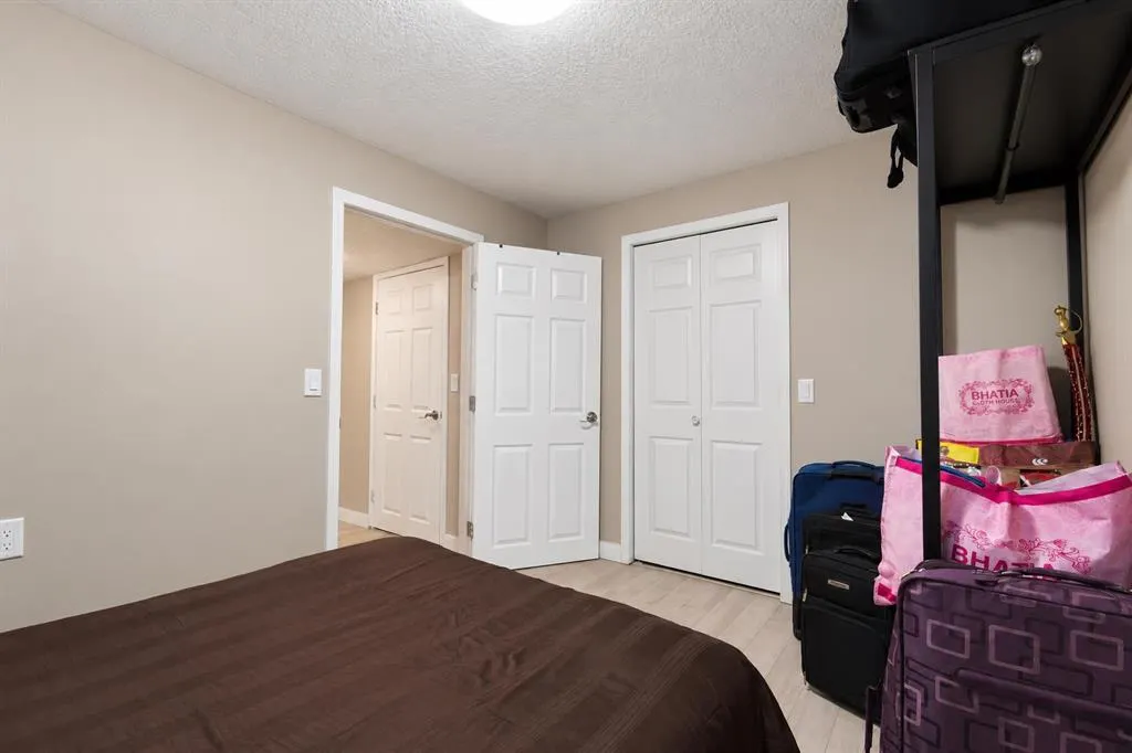 29 Elgin Mews SE