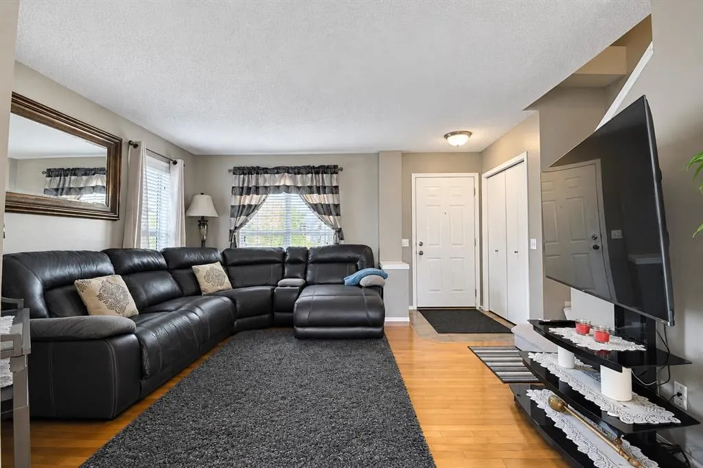 29 Elgin Mews SE