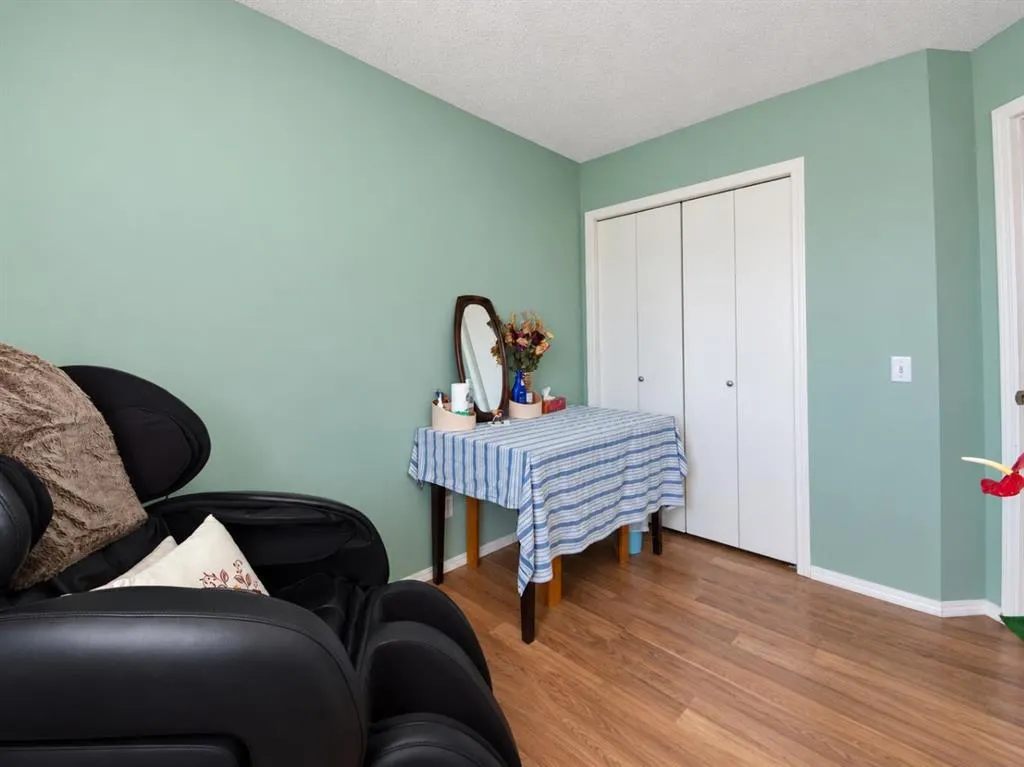 29 Elgin Mews SE