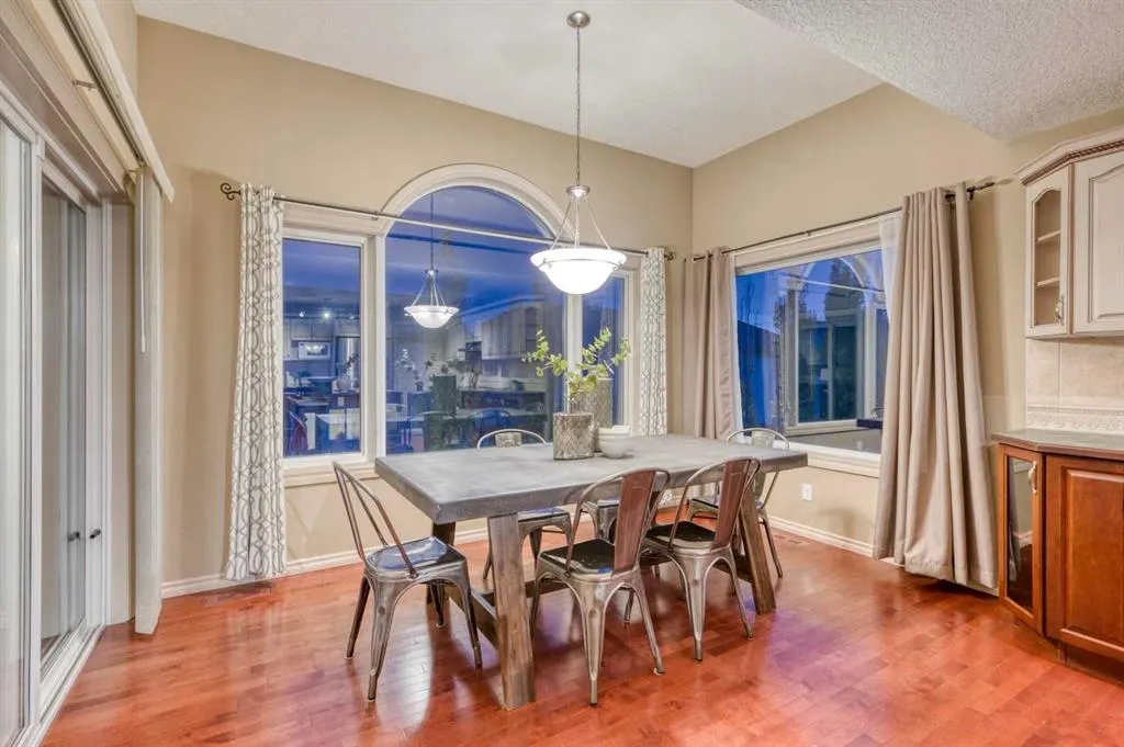 763 Cimarron Close