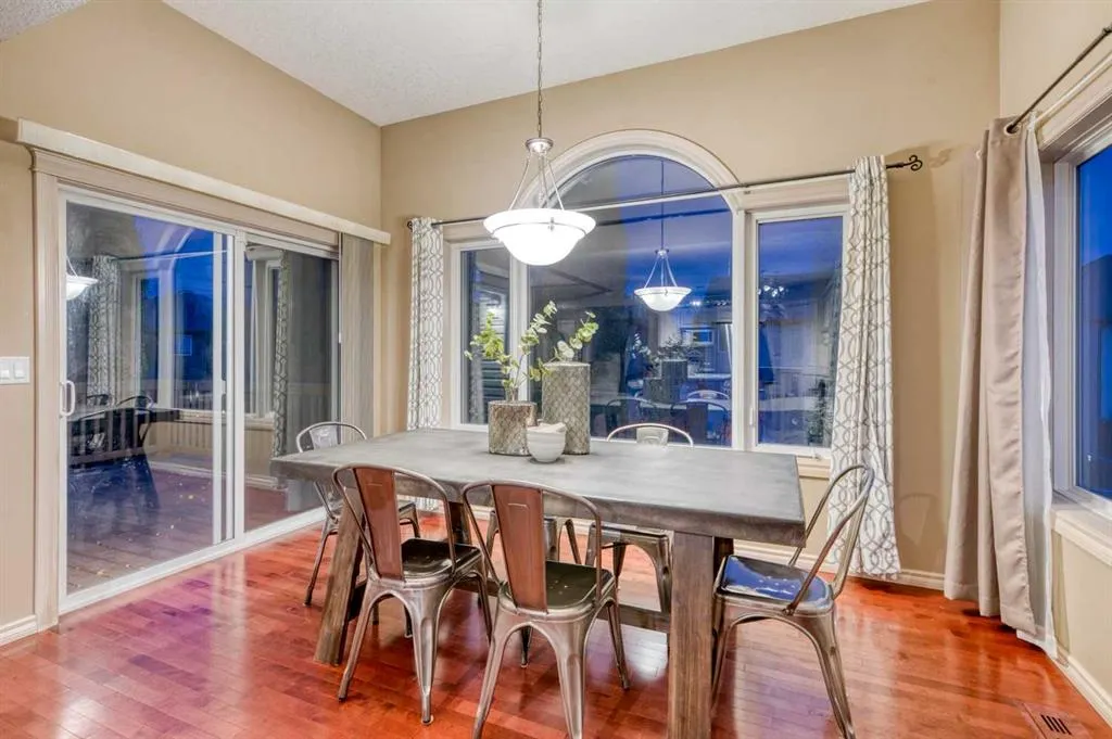 763 Cimarron Close