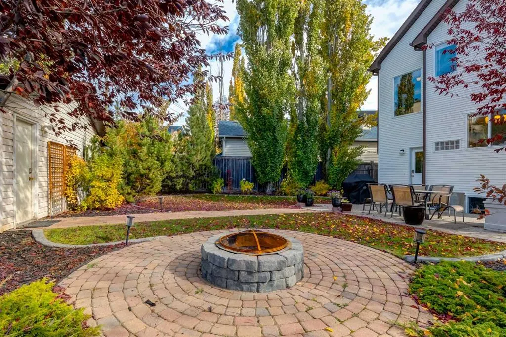 131 Tuscany Ridge Terrace NW