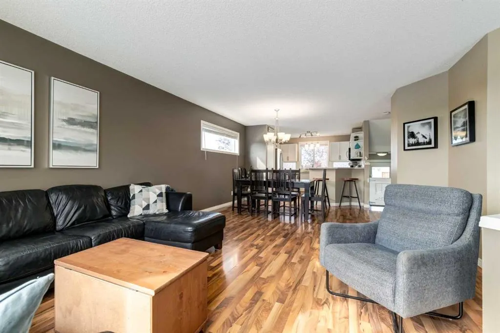 131 Tuscany Ridge Terrace NW