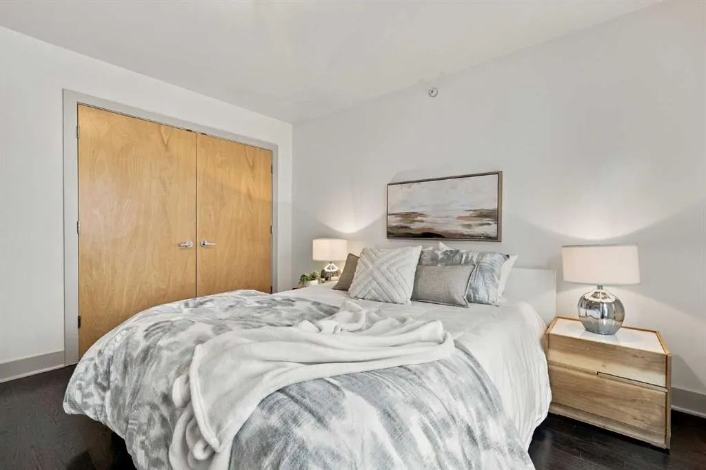 1908 10A Street SW