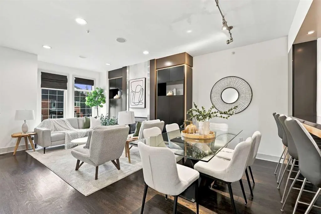 1908 10A Street SW
